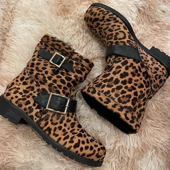 JIMMY CHOO | Leopard Print Pony Hair Fur-Lined Moto Boots | Women’s Size 37 - Picture 6 of 10